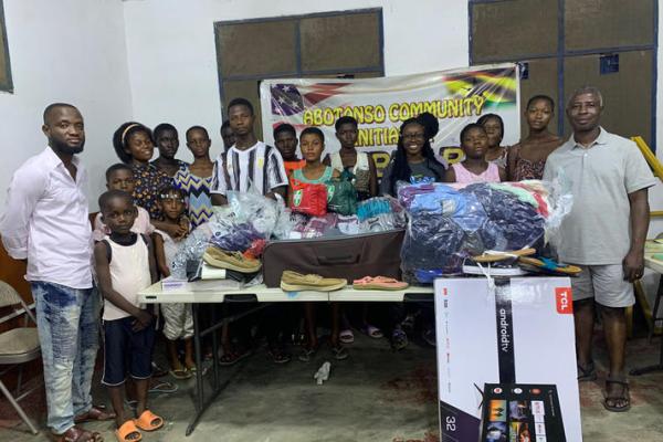 UK student Akua Asamoah Asamoah donated 500 books and received $500 in grant funding to provide technology to a school in rural Ghana