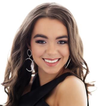 Chloe Halcomb